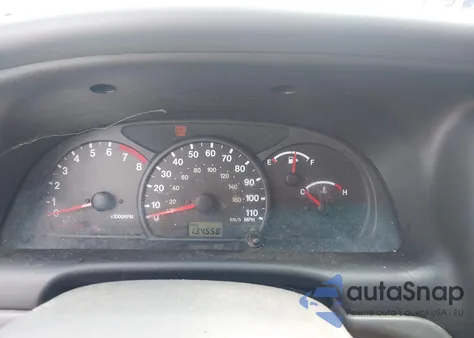 2003 Chevrolet Tracker из США, поврежденный, VIN 2CNBE18C136952611